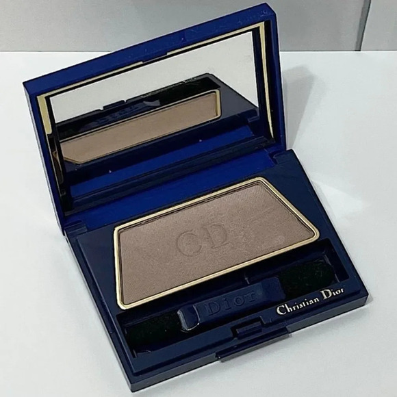 Dior 011 White Birch Eyeshadow - Picture 1 of 1